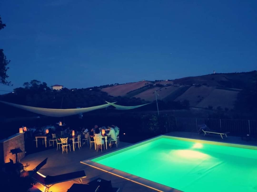 Country-House Pecora Nera Hostal Mosciano SantʼAngelo Exterior foto