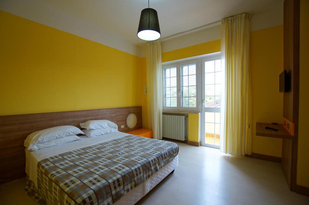 Country-House Pecora Nera Hostal Mosciano SantʼAngelo Exterior foto